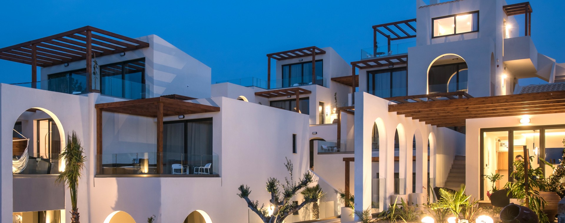 VAYA Suites <br> <span>Stay Stylish. Stay Vaya</span>