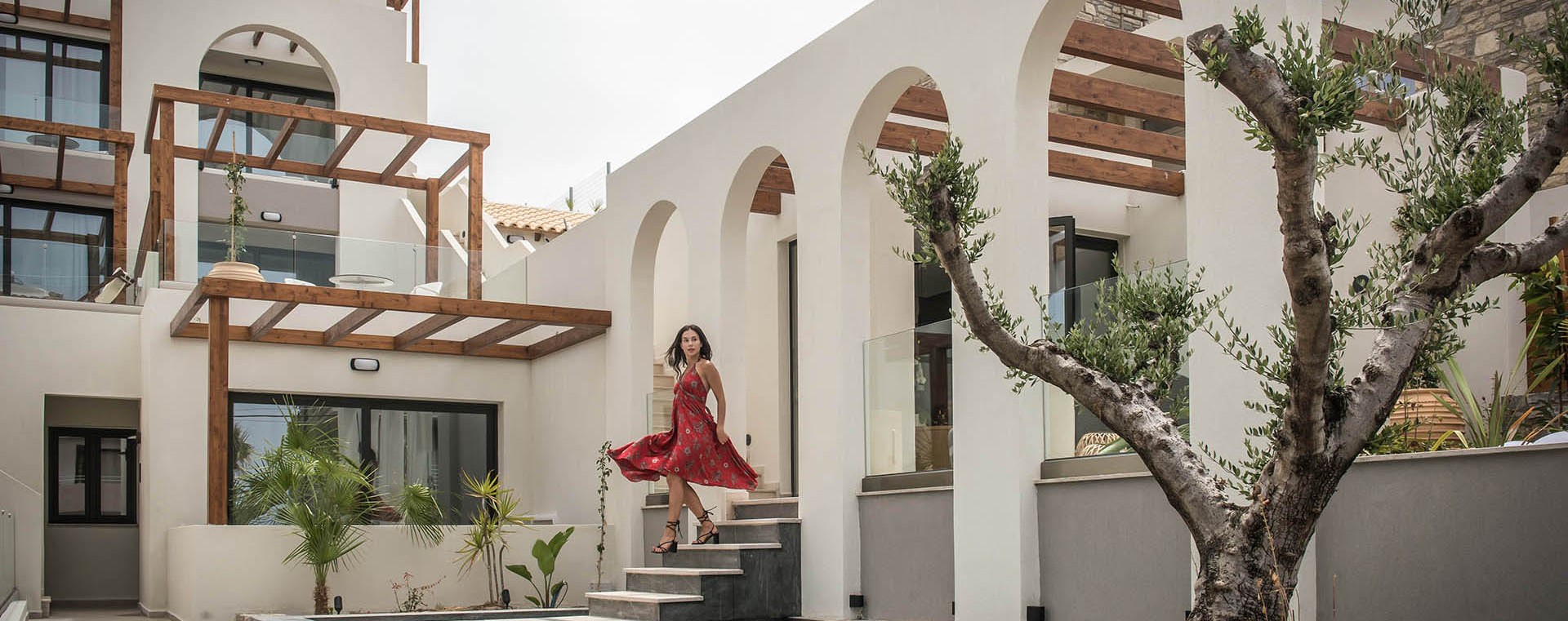VAYA Suites <br> <span>Stay Stylish. Stay Vaya</span>